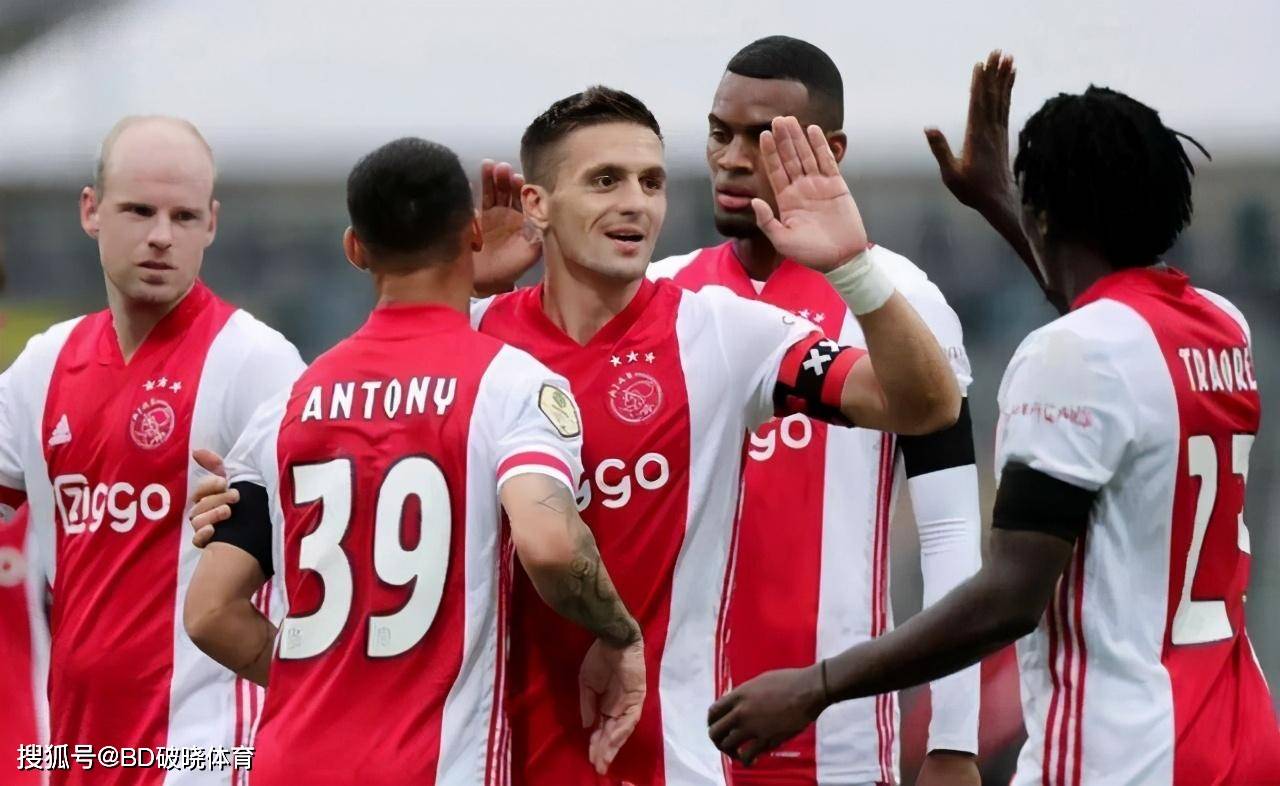 一传助攻到 一传助攻到